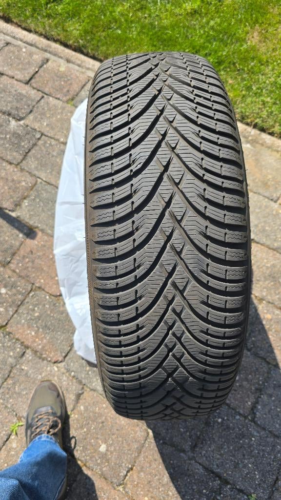 Winterbanden BMW X3 225 60 R18, Ophalen, 18 inch, Gebruikt, Winterbanden