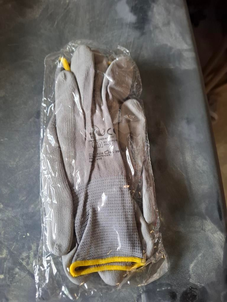 Handschoenen nieuw. Zijn niet gratis   Lees beschrijving, Enlèvement ou Envoi