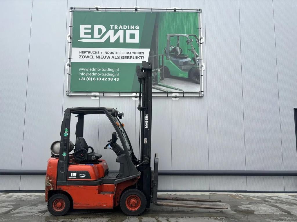 Nissan 1,5 Heftruck (année de construction 2005), 1000 à 2000 kg, LPG, Chariot élévateur, Nissan