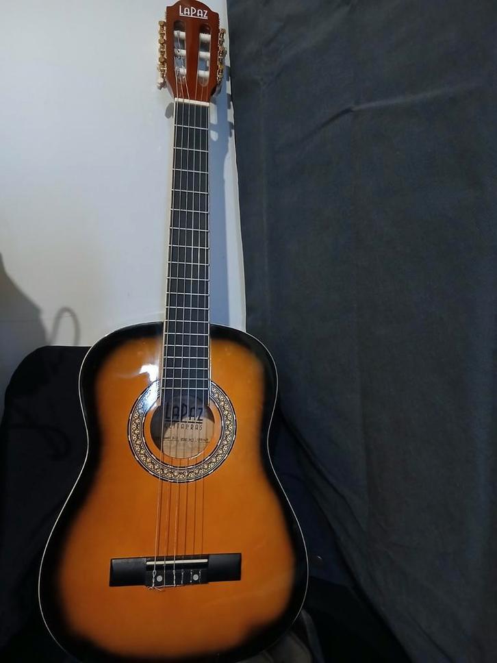 Lapaz klassieke gitaar, Muziek en Instrumenten, Snaarinstrumenten | Gitaren | Akoestisch, Gebruikt, Klassieke of Spaanse gitaar