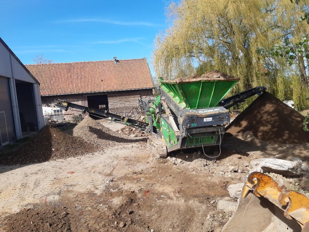 Grondzeef, Enlèvement