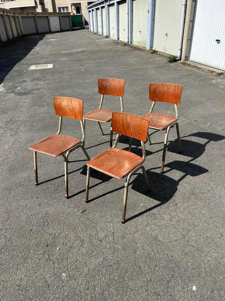 Lot de 4 chaises industrielles, Maison & Meubles, Chaises, Enlèvement, Une
