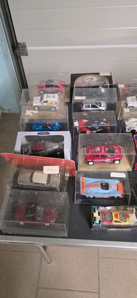Lot de 67 voitures miniatures 1/43 et autres, Hobby & Loisirs créatifs, Modélisme | Autre, Enlèvement