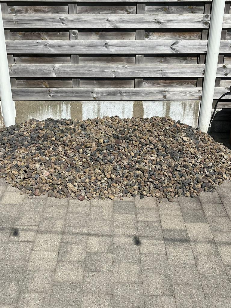 Grote hoeveelheid lavastenen, Ophalen, Zo goed als nieuw, Groen