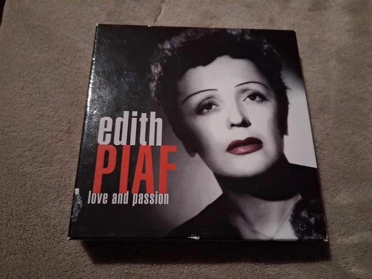 Unieke luxe 4cd-box Edith Piaf, love and Passion, Cd's en Dvd's, Cd's | Franstalig, Zo goed als nieuw, Ophalen of Verzenden