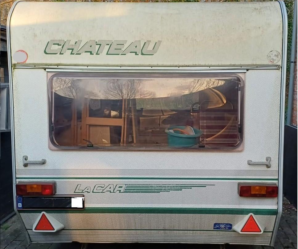 Caravan te koop – ideaal om te pimpen!, Caravanes & Camping, Caravanes, Particulier, jusqu'à 3, 500 - 750 kg, Siège standard, Caravelair