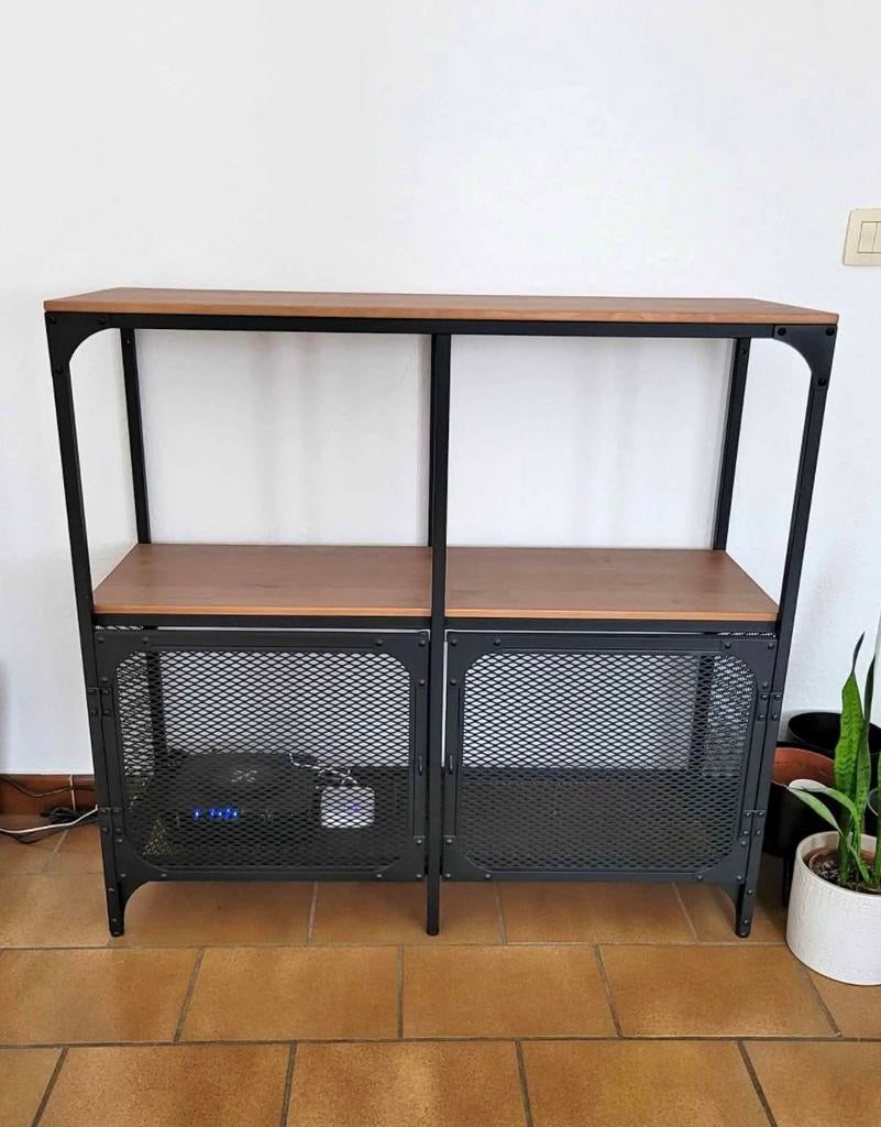 IKEA Fjalbo-plank (2), Ophalen, Zo goed als nieuw