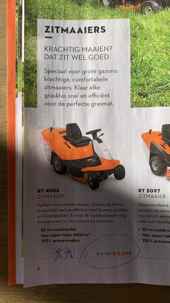 Zitmaaier Stihl RT4082, Enlèvement, Bac de ramassage