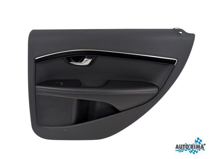 Portierbekleding 4Deurs rechts-achter van een Volvo V70, Gebruikt, -, -, Ophalen of Verzenden