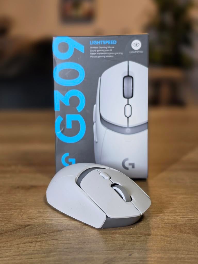 Logitech G series G309 Lightspeed muis (Wit), Computers en Software, Ophalen of Verzenden, Zo goed als nieuw, Muis, Gaming muis