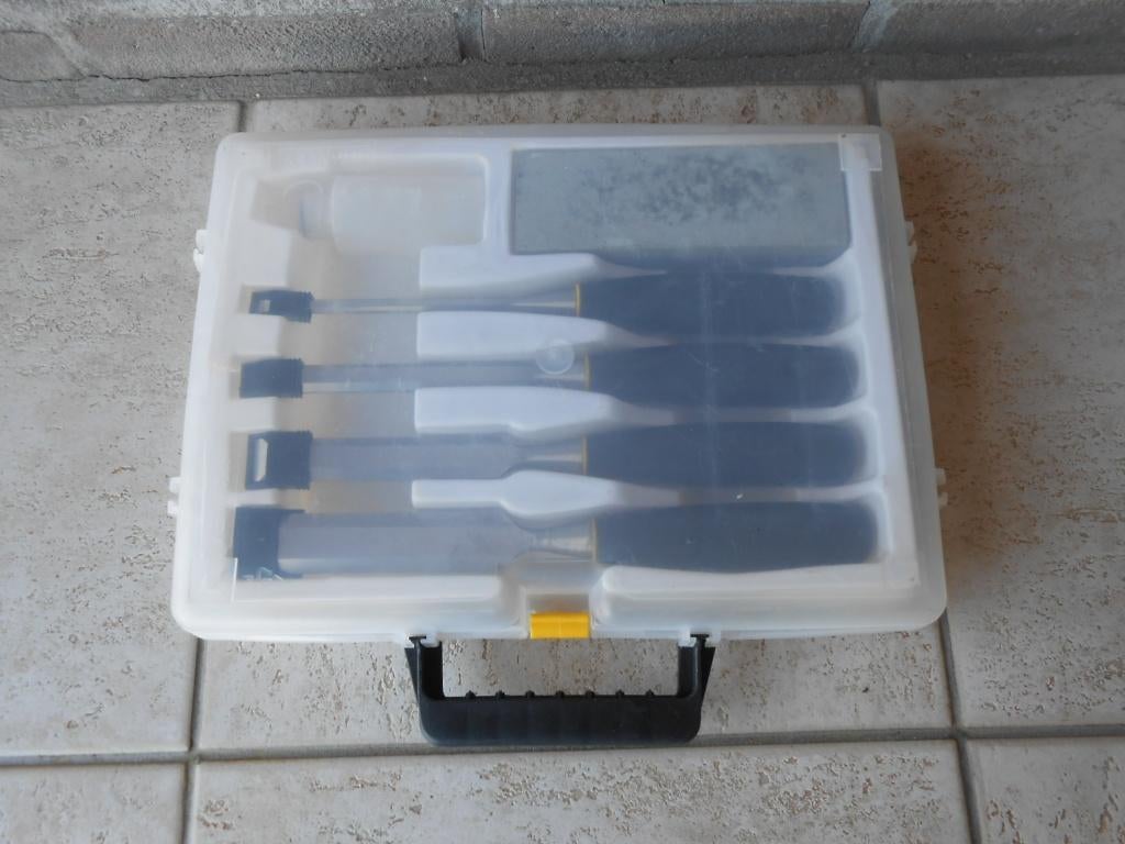 Stanley houtbeitel-set, Ophalen