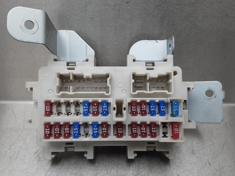 BOITIER FUSIBLES Nissan Murano (Z51) (01-2003/09-2014), Autos : Pièces & Accessoires, Dhr. M. Roggen, Stadsweg 37 37
9917 PV  WIRDUM GR., NL