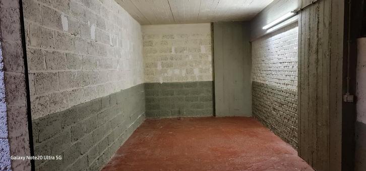 Garage fermé sécurisé à louer., Immo, Garages & Places de parking, Bruxelles