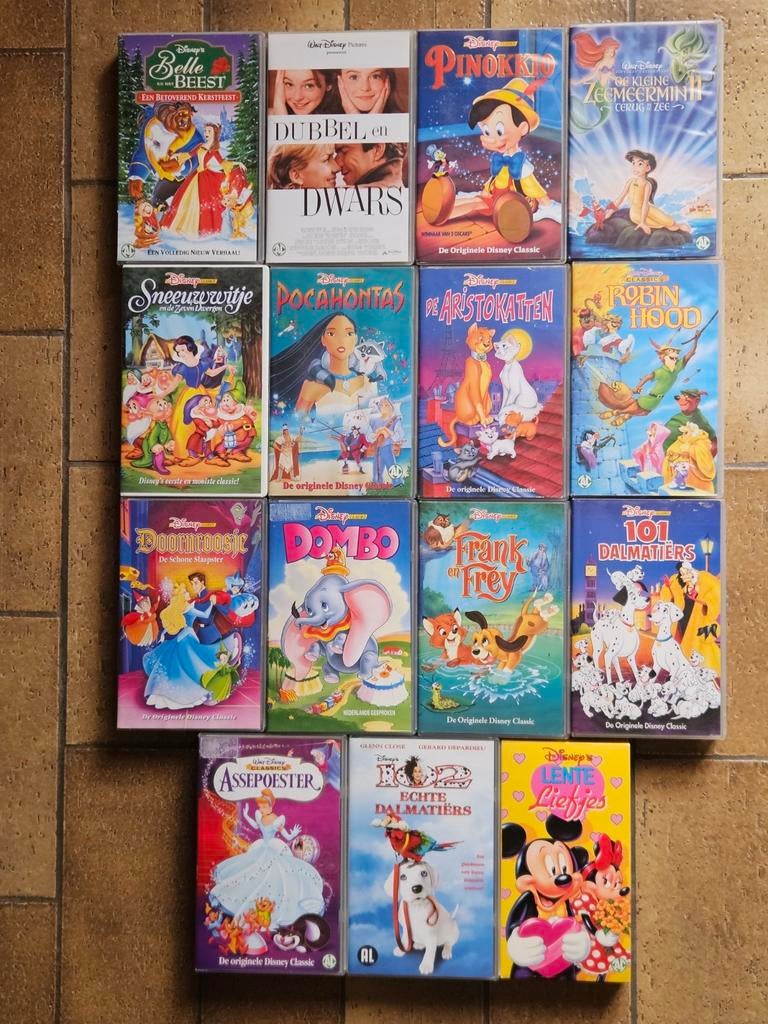 Collectie van 44 VHS Cassettes kinderfilms nederlandstalig, Cd's en Dvd's, Ophalen of Verzenden