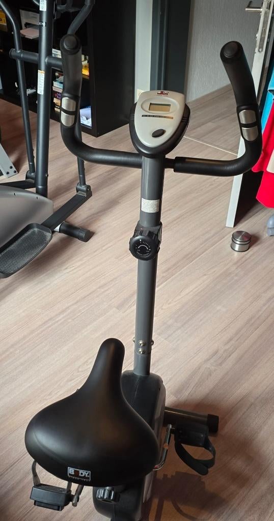 Hometrainer, Sports & Fitness, Appareils de fitness, Enlèvement, Utilisé, Jambes, Vélo d'appartement