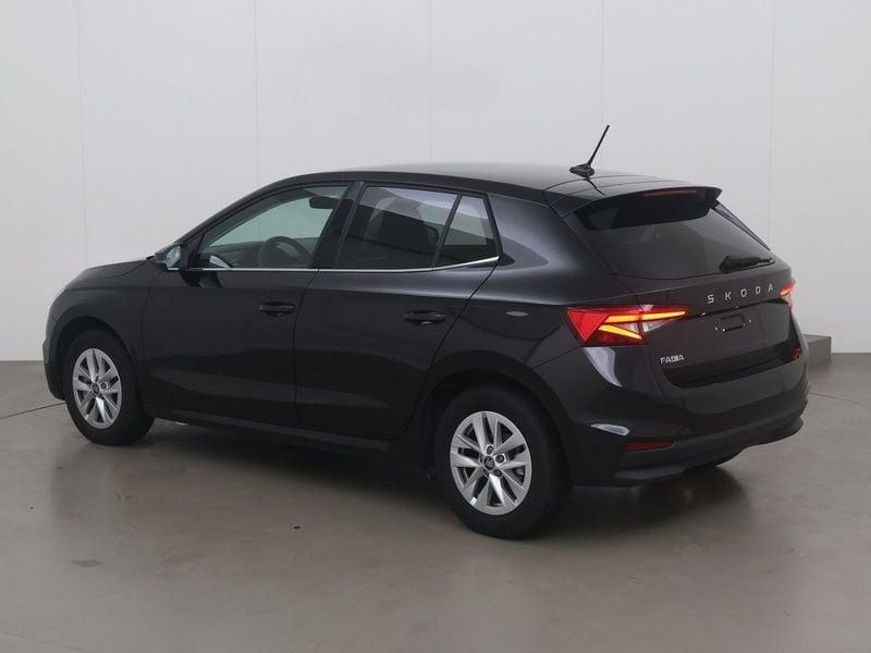 Skoda Fabia Selection 1.0 tsi 115 DSG, Auto's, Skoda, Automaat, 118 g/km, Overige bekleding, Zwart