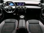 Mercedes-Benz A-Klasse 180 Limousine AMG LINE + PANORAMISCH, Auto's, Mercedes-Benz, 4 deurs, Stof, Gebruikt, Euro 6