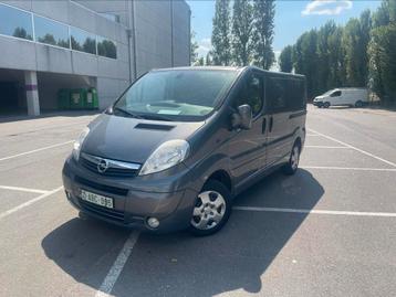 OPEL VIVARO 2.0 DIESEL | UTILITAIRE LÉGER | APPROUVÉ !, Autos, Achat, Carnet d'entretien, Automatique, Particulier