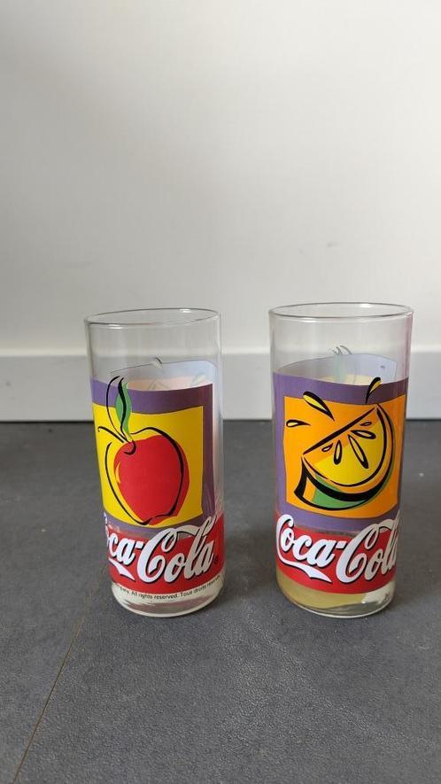 Collection COCA-COLA : 2 verres forme long drink, décor frui, Collections, Verres & Petits Verres, Comme neuf, Verre à soda, Enlèvement