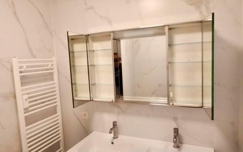 Armoire de Salle de Bain avec Miroir – Excellent État, Huis en Inrichting, Badkamer | Badkamermeubels, Zo goed als nieuw, Ophalen