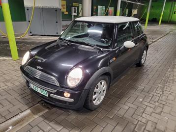 MINI COOPER 1,6 L D'ESSENCE. 2200 EUROS, Autos, Entreprise, Boîte manuelle, Cooper, Euro 4