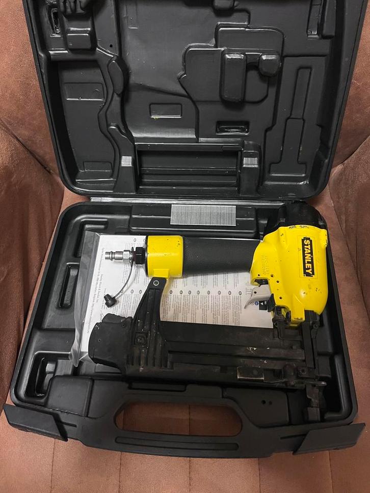 Tacker luchtdruk, Doe-het-zelf en Bouw, Gereedschap | Overige machines, Gebruikt, Ophalen of Verzenden