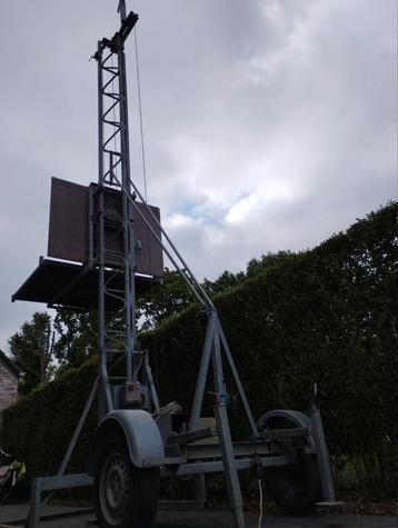 bouwlift 220 v gegalvaniseerd 300 kg beschikbaar voor biedingen
