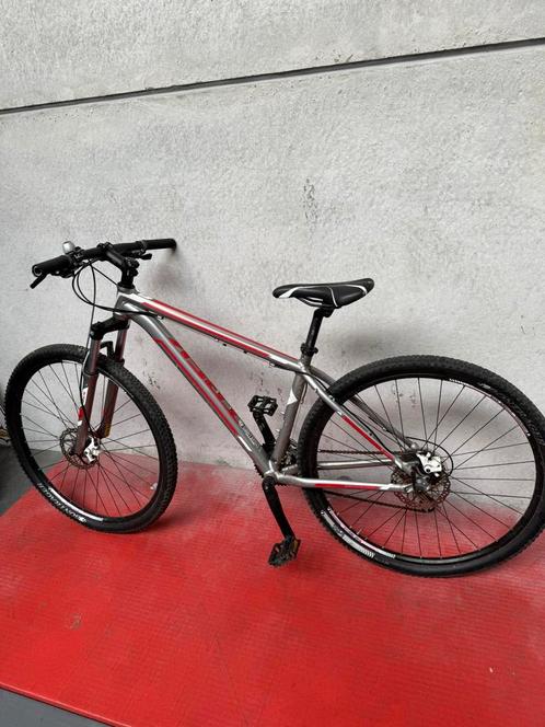 Stoere jongens mountainbike 17.5” – uitstekende staat!, Fietsen en Brommers, Fietsen | Mountainbikes en ATB, Gebruikt, Ophalen