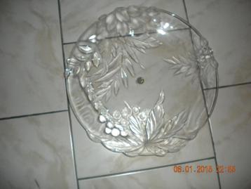 Een mooie glazen schotel voor bv.: chips, ... 1x beschikbaar voor biedingen