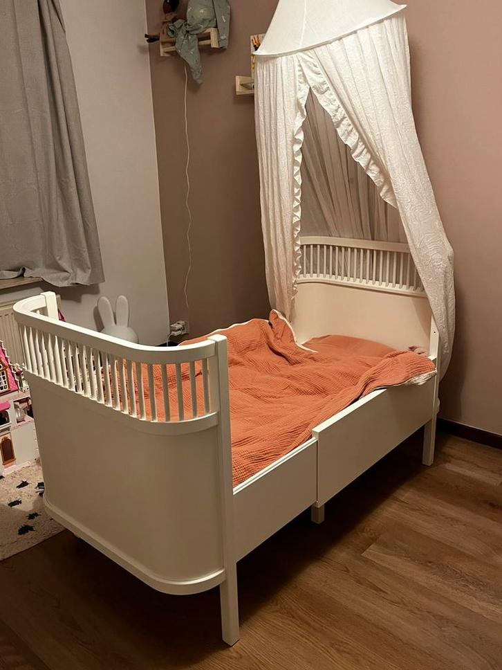 Sebra Meegroei babybed, Kinderen en Baby's, Kinderkamer | Bedden, Zo goed als nieuw, Matras, Ophalen