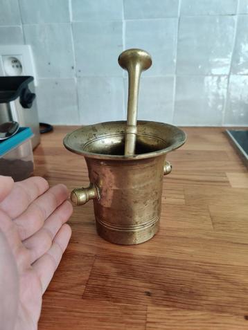 Antieke bronzen apothekers mortier en vijzel, Enlèvement, Bronze