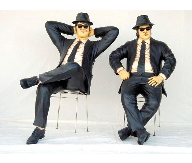 Fauteuil Blues Brothers, chaise comprise, taille réelle, Collections, Statues & Figurines, Neuf, Enlèvement