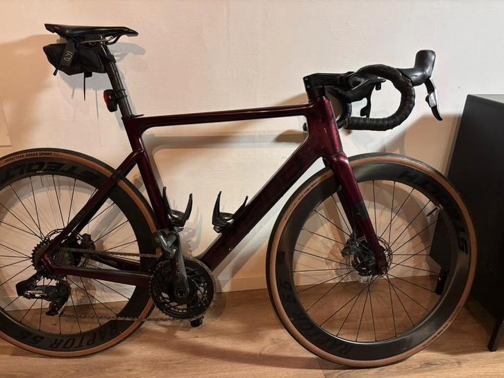 Madli 56 sram force D1 12 speed stealth raptor 55 powermeter, Fietsen en Brommers, Fietsen | Racefietsen, Gebruikt, Meer dan 20 versnellingen