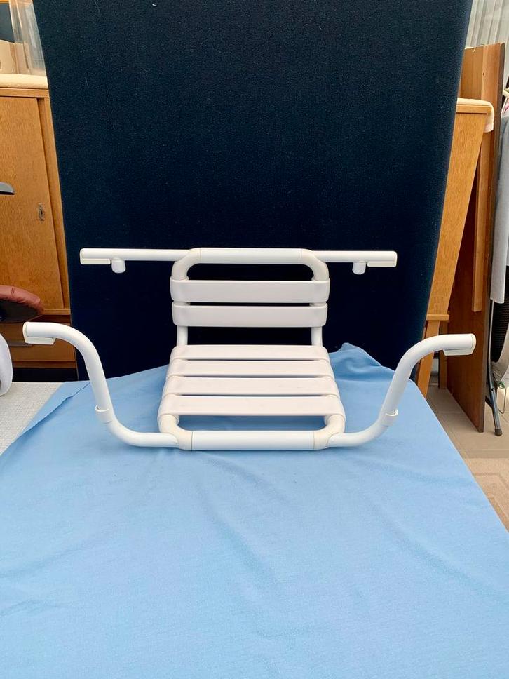 Bad/douchezit, Diversen, Verpleegmiddelen, Zo goed als nieuw, Ophalen