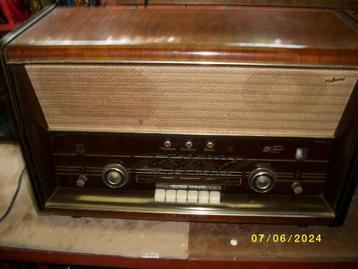 Oude Philips Bi-Ampli radio