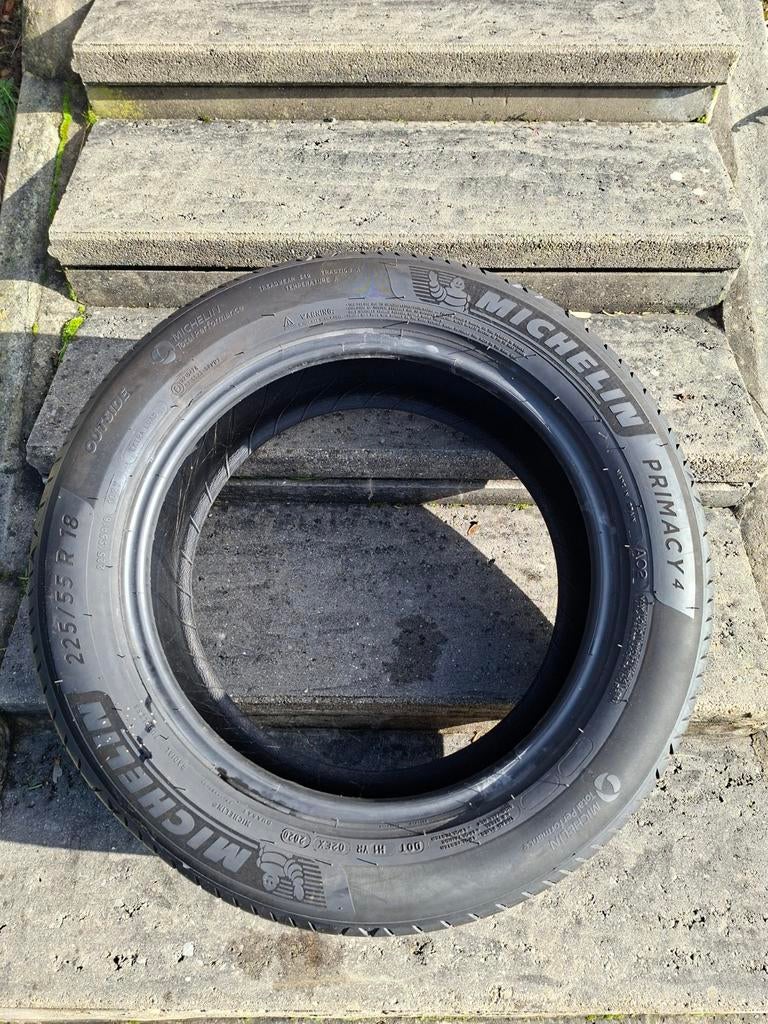 4 Pneus Michelin primacy été 225/55/R18  très bonne état ., Ophalen
