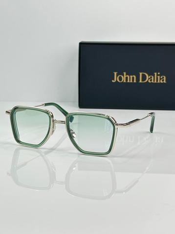 John Dalia Andre beschikbaar voor biedingen