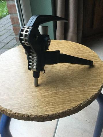 VERSCHILLENDE ACCESSOIRES-ARTIKELEN VOOR 5 EURO beschikbaar voor biedingen