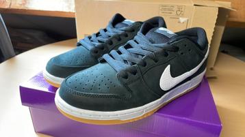 Nike SB Dunk Low Pro - Zwart/Wit - Maat 44 - Nieuw beschikbaar voor biedingen