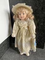 Porselein pop Dolls, Verzamelen, Ophalen of Verzenden, Zo goed als nieuw, Pop