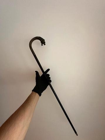 Canne ancienne en très bonne état