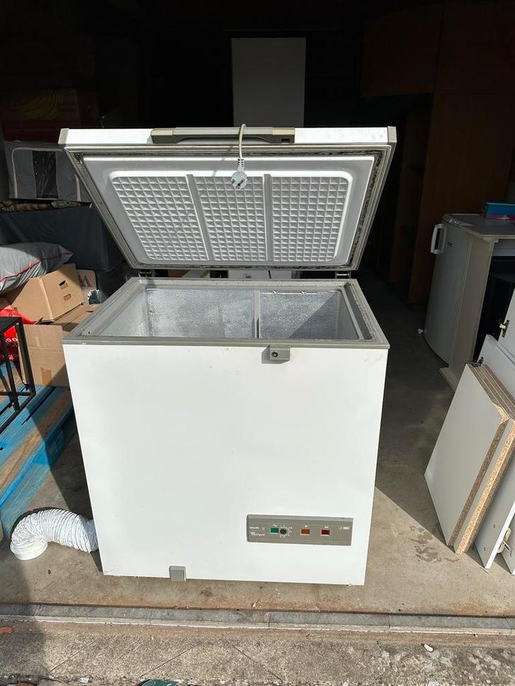 Diepvrieskist zo goed als nieuw merk Phillips, Elektronische apparatuur, Vriezers en Diepvrieskisten, Zo goed als nieuw, Vrijstaand