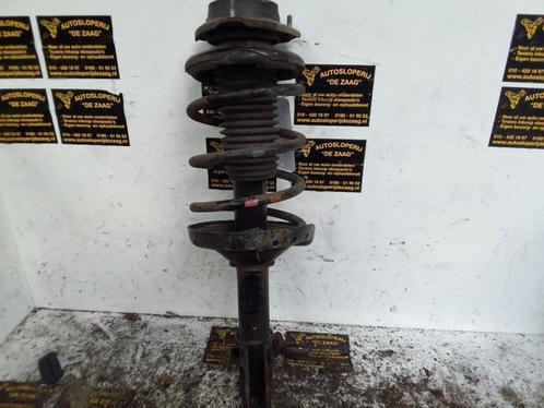 Schokdemperpoot links-voor van een Subaru Forester, Auto-onderdelen, Ophanging en Onderstel, Subaru, Gebruikt, 3 maanden garantie