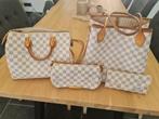 Louis Vuitton Azur Speedy / Neverfull / Favorite / portemonn, Handtassen en Accessoires, Tassen | Damestassen, Ophalen, Gebruikt