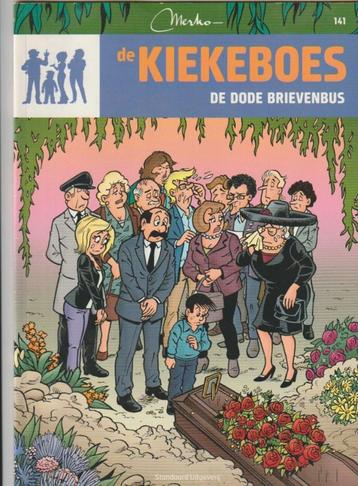 KIEKEBOE N141 "DE DODE BRIEVENBUS" EERSTE DRUK 2014