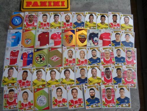 PANINI VOETBAL STICKERS NIEUWE STAAT FIFA 365 2017/18 48x S, Hobby en Vrije tijd, Stickers en Plaatjes, Ophalen of Verzenden