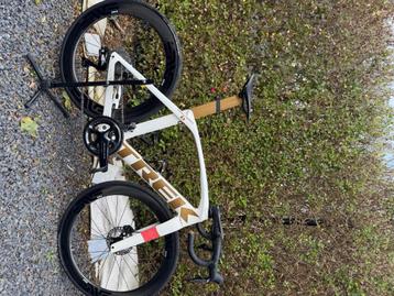 Trek madone SLR9 beschikbaar voor biedingen