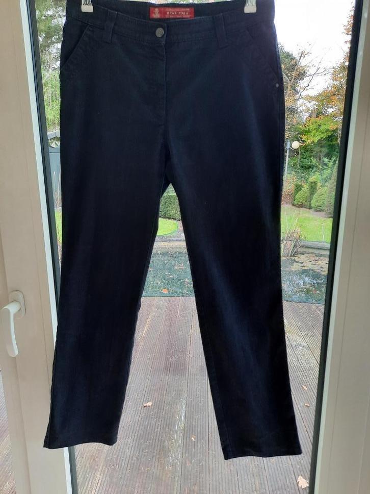 Mooie jeansbroek BRAX - 40, Kleding | Dames, Spijkerbroeken en Jeans, Zo goed als nieuw, W30 - W32 (confectie 38/40), Zwart, Ophalen of Verzenden