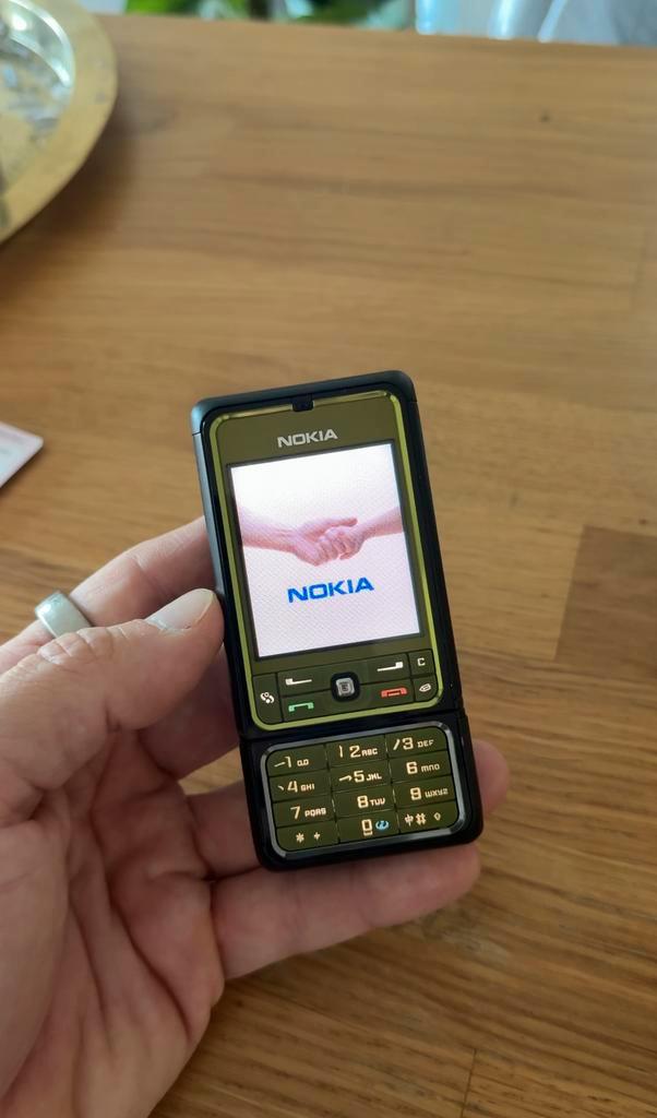 Nokia 3250 + alle toebehoren (uitstekende werkende staat), Telecommunicatie, Mobiele telefoons | Nokia, Zo goed als nieuw, Zonder simlock