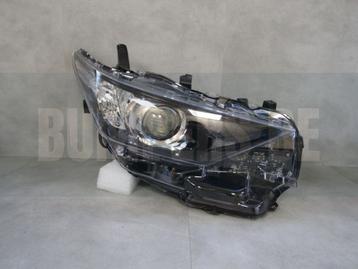 KOPLAMP TOYOTA AURIS 2 II FACELIFT 15-18 81110-02K30 RECHTS  beschikbaar voor biedingen